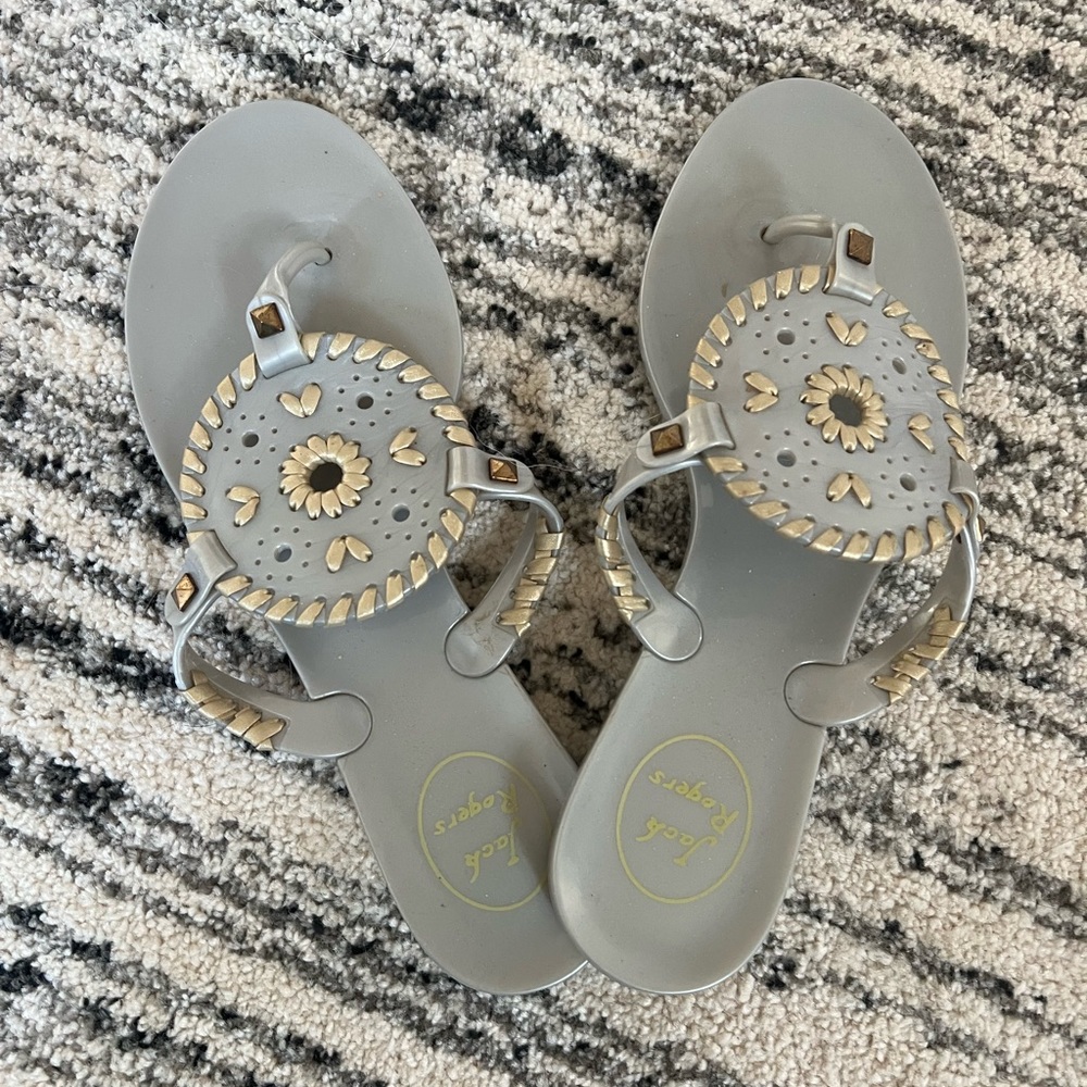 Jack Rogers waterproof sandal size 8.